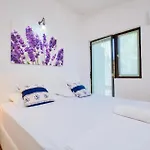 Appartement 2 Bedroom Amazing In